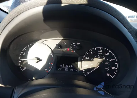 2016 Nissan Sentra S z USA, uszkodzony, nr VIN 3N1AB7AP5GY227285